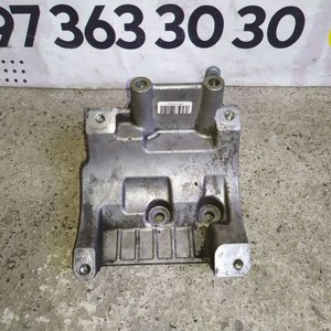 Кронштейн компресора кондиціонера Iveco Daily 3.0 hpi / 3.0 cng (06-...) 504388828