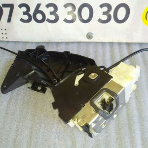 Замок задніх правих дверей Mercedes R-Class W251 (05-17) / ML W164 (05-11) 1697302235