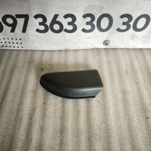 Накладка бокової розсувної дверки Renault Trafic / Opel Vivaro / Nissan Primastar (00-14) 8200020538