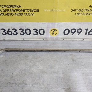 Направляюча бічних правих дверей середня Mercedes Sprinter W906 (06-14) A9067660337