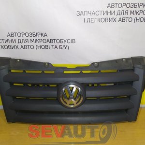 Решітка радіатора VW Crafter (06-16) 9068800085