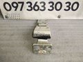 Петля задніх правих дверей нижня Mercedes Sprinter W906 / VW Crafter (06-18) A9067400737