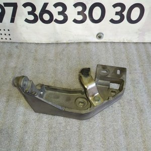 Кронштейн кріплення ПНВТ 1.9 dci Renault Laguna II (01-07) 8200055566