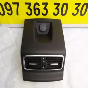 Повітряний дефлектор Renault Megane IV (16-22) 969308372R