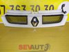 Решетка радиатора Renault Trafic (2000-2006) 7700313438