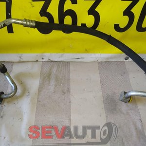 Трубка кондиціонера VW Transporter Т5 2.5 tdi (03-15) 7H0820744N