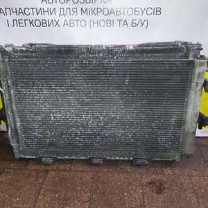 Радіатор охолодження двигуна VW T-5 2.5 tdi (03-05) 7H0121253G