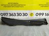 Накладка під лобове скло Opel Astra H (04-14) 24463382