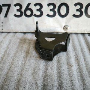 Кронштейн замка правих дверей VW Crafter II 2.0 tdi (16-...) 7C0843648A