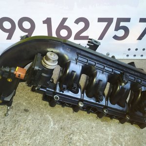 Впускний колектор (пластик) 1.7 cdti Opel Astra J (09-15) 55578962
