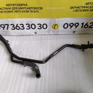 Патрубок системи охолодження VW Touareg 2.5 TDI (02-10) 7L6121070D