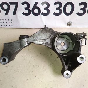 Кронштейн генератора 1.7 CDTI Opel Astra H / Zafira B (04-11) 898005563