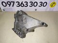 Кронштейн (кріплення) подушки двигуна правий VW Caddy / Passat B6 - Skoda Superb 2.0 tdi (2004-...) 03g199207g