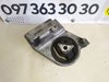 Подушка (опора) двигуна права Jeep Grand Cherokee 2.7 crd (01-05) A6652200116