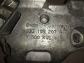 Кронштейн кріплення двигуна правий VW Golf 5 / Passat B6 / Caddy - Skoda Octavia / Superb 1.9 / 2.0 tdi (2004 -...) 03G199207A