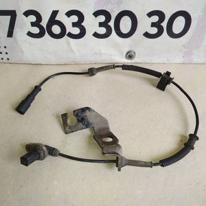 Датчик ABS передній SsangYong Rexton (01-06) 4892008100