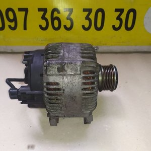 Генератор (180А, 14В) Volkswagen Passat B6 / B7 2.0 tdi (2005 - 2015) 021903026L