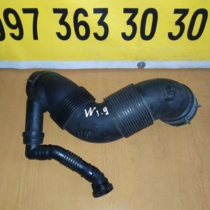 Патрубок повітряного фільтра Volkswagen Caddy / Golf 6 / Skoda Superb 1.6 / 1.9 / 2.0 tdi (2004-...) 3C0129654M