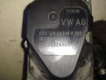 Дросельна заслонка Volkswagen Transporter V 1.9 tdi / 2.0 tdi (03-15) 03G128063M