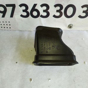 Повітропровід обігріву салону центральний правий Mercedes Sprinter (906) / VW Crafter (06-...) a9068311245