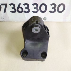 Кронштейн двигуна лівий 2.0 cdi OM654 Mercedes E-class W213 (16-23) A6542232200