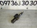 Насос-форсунка 2.0 TDI VW Passat B6 (05-10) / Touran (03-15) / Golf V (03-09) 03G130073T