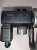 Клапан турбіни VW Caddy (04-...) / Т-5 (03-15) / Lt (96-06) 1j0906627