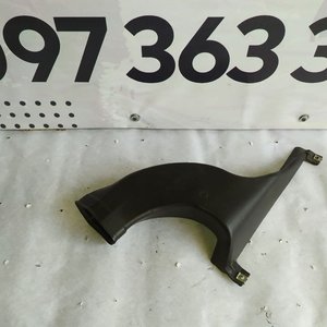 Повітропровід лобового скла правий Mercedes Sprinter (906) / VW Crafter (06-...) a9068310145