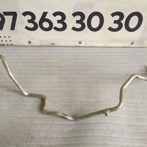 Трубка кондиціонера 1.5 dci Renault Scenic II / Megane II (03-09) 8200429590