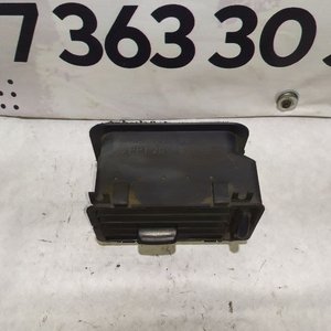 Дефлектор (L) лівий Mercedes Sprinter (95-00) 9018310030