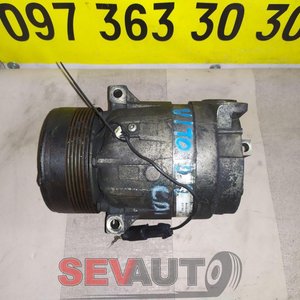 Компресор кондиціонера 2.2 - 2.7 cdi Mercedes Sprinter (00-06) / Vito 638 (96-03) 6581383