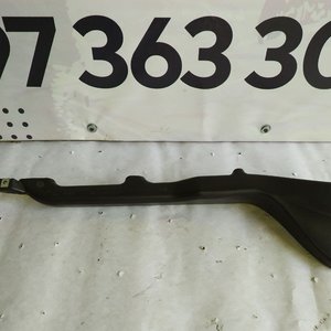 Повітропровід обігріву салону нижній, правий Mercedes Sprinter (906) / VW Crafter (06-...) a9068310545