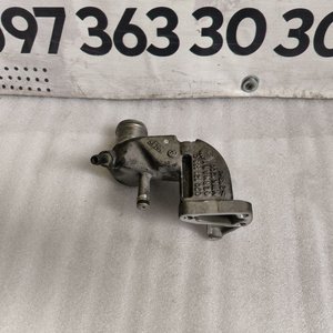 Фланець системи охолодження VW Touareg 2.5 TDI (02-10) 070121133C