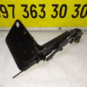 Ролік зсувних дверей правий нижній Renault Master / Opel Movano / Nissan Interstar (2010 - ...) 745961469R