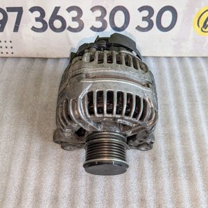 Генератор (140 А, 14 V) 1.9 - 2.0 TDI VW Caddy III / Golf V / Audi A3 8P / Skoda Octavia II (04-10) 06F903023F