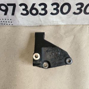 Кронштейн кріплення двигуна 2.8 jtd / hpi / hdi Fiat Ducato / Iveco Daily / Peugeot Boxer / Citroen Jumper (94-05) 98428562