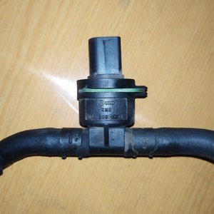 Датчик температуры охлаждающей жидкости Volkswagen Caddy / Transporter T5 / Crafter 038906081B