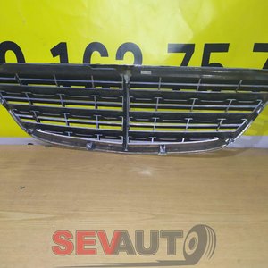 Решітка радіатора хром SsangYong Kyron (05-15) 7945109100