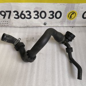 Патрубок системи охолодження VW Touareg 2.5 TDI (02-10) 7L6122101B