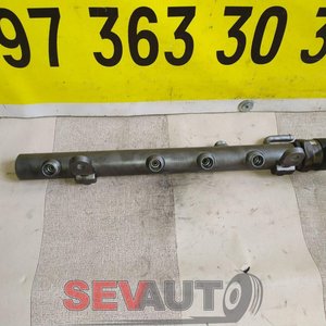 Паливна рейка з датчиком 3.0 cdi Mercedes M-Class W164 (06-12) A6420700495