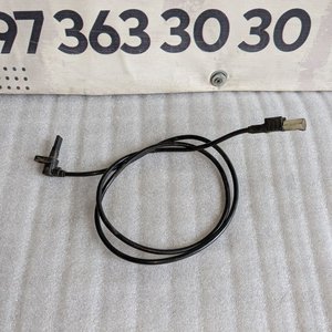 Датчик ABS задній правий Mercedes Vito W639 (03-14) A6395401317