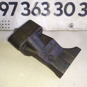 Кронштейн турбіни 3.0 CRD Jeep Grand Cherokee (04-10) / Mercedes 3.0 cdi 6420960345
