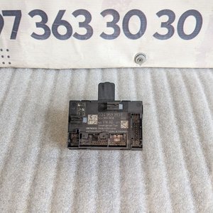 Блок керування передніх лівих дверей VW Crafter II 2.0 tdi (16-...) 5Q4959393E