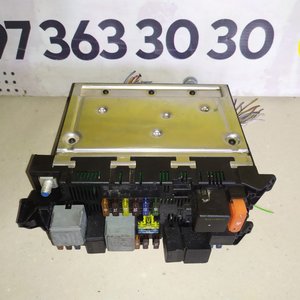 Блок запобіжників Mercedes E-Class W211 (02-09) / CLS W219 (04-10) 2115457301